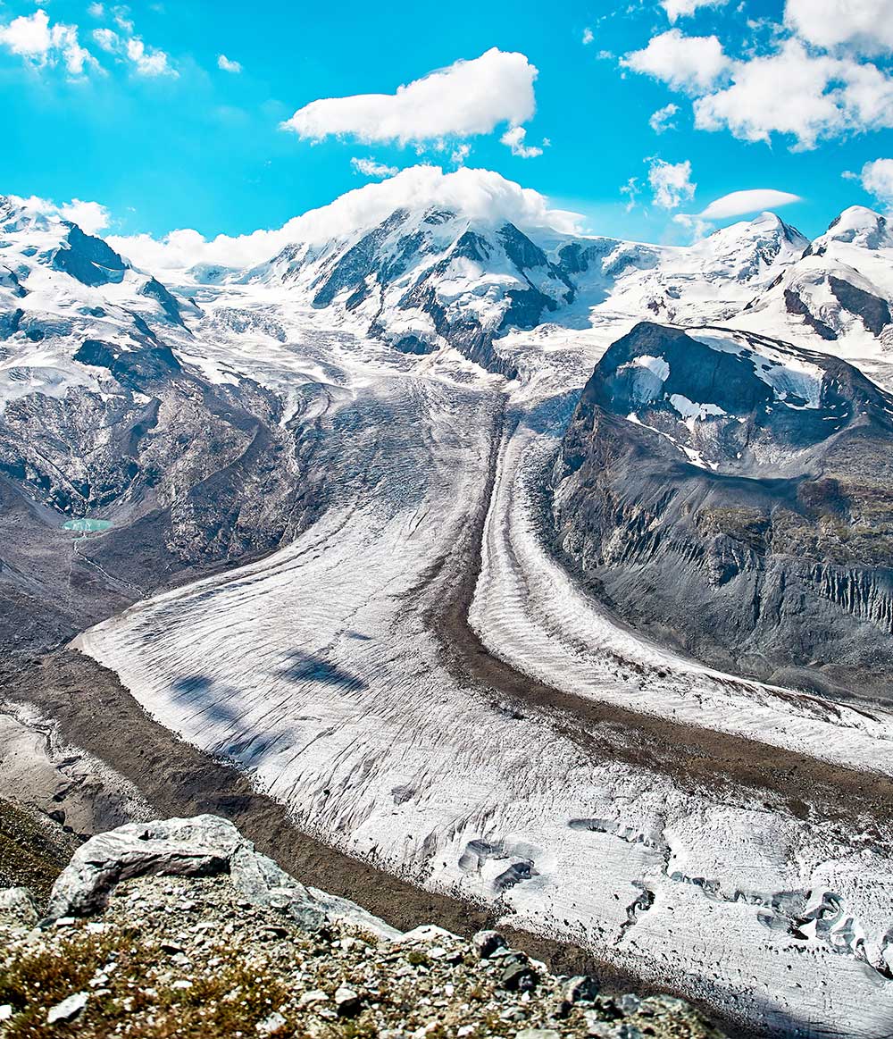 landscape-of-snowy-mountains-swiss-alps-potrait.jpg