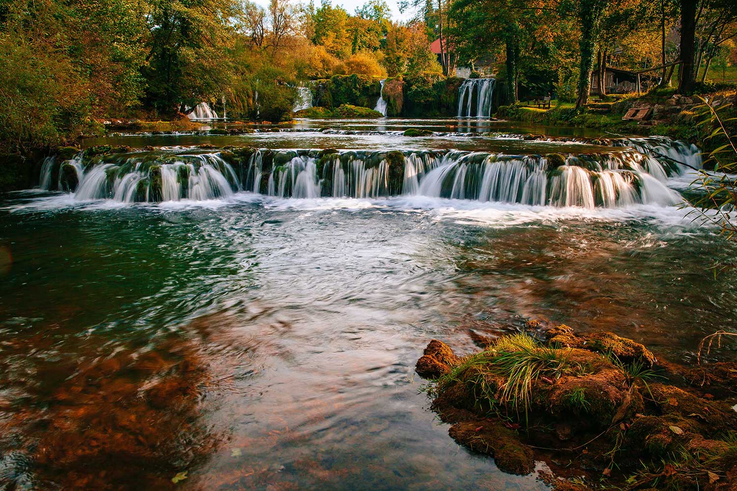 waterfall-on-korana-river-canyon-in-village-of-ras-small.jpg